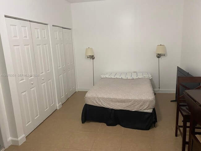 Photo - 2529 NE 41st Terrace Unit 2