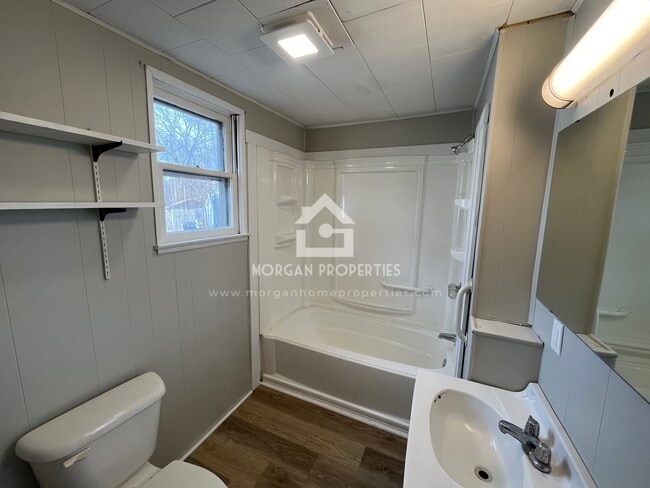 Photo - 324 Park Ave