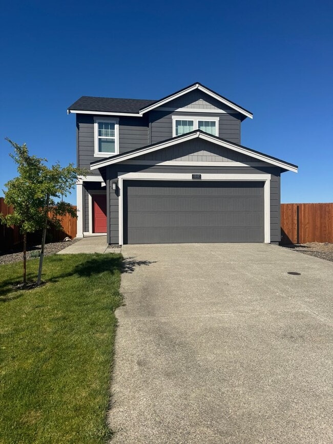 Building Photo - Pet-Friendly 3 Bed Home on Cul-de-Sac
