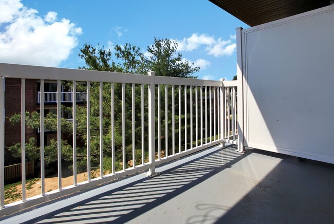 Gateway Station by OneWall - Gateway Station by OneWall Apartments