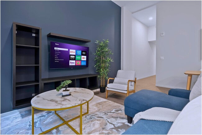 Photo - 1101 Euclid Ave Unidad FL4-ID1055692P