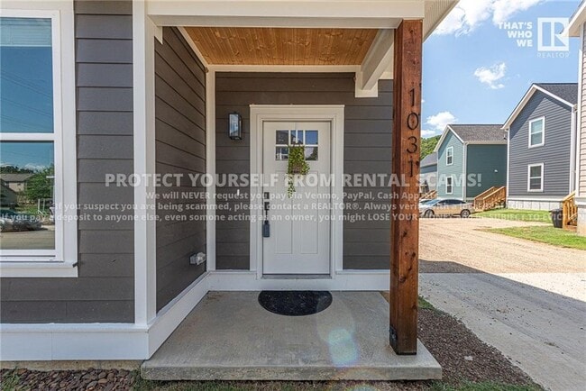 Photo - 1031 S Laramie Hts