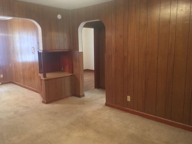 Photo - Cute 2 bedroom home for only $895 in conve...