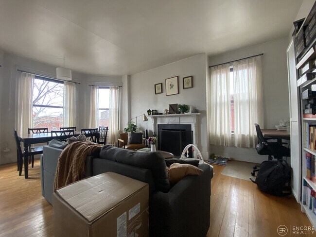 Photo - 16 Davis Ave Unit 10