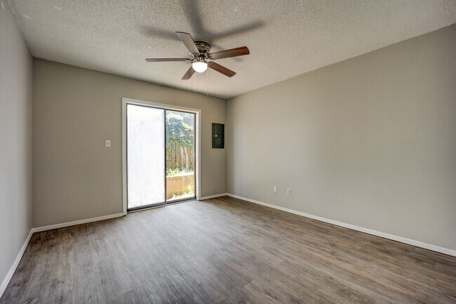 Photo - The Cottonwood: 1 & 2 Bedroom Apartments