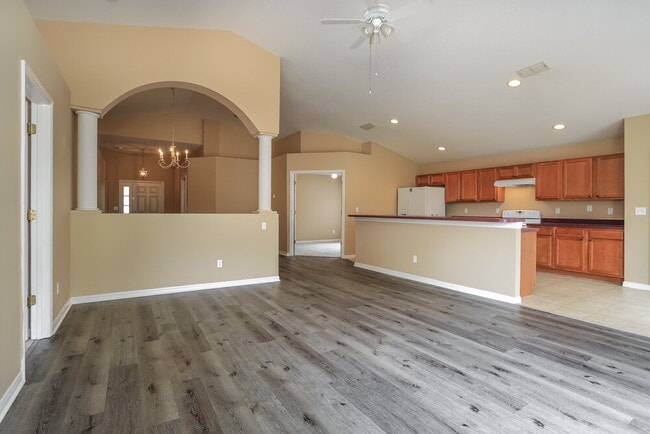 Photo - 2055 Newtown Rd