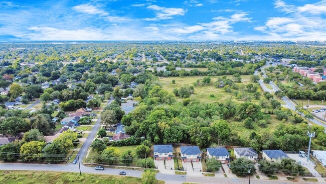 Photo - 8130 Jutland Rd