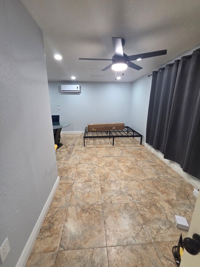 Photo - 735 N Holmes Ave