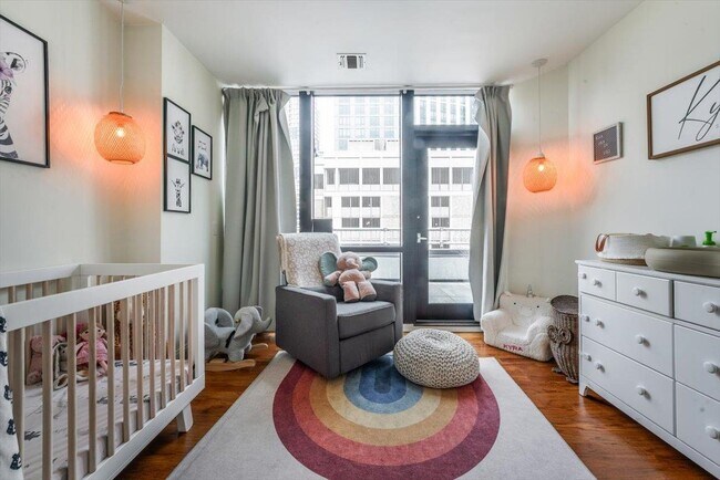 Photo - 99 Montgomery St Unidad PH-3