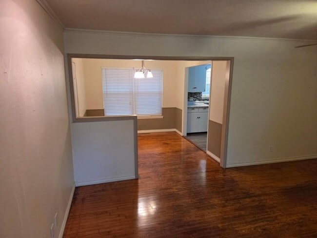 Photo - 914 W Preston Ave