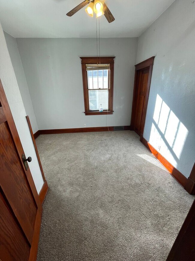 3 Bed 1 Bath House House Rental in Sioux City, IA