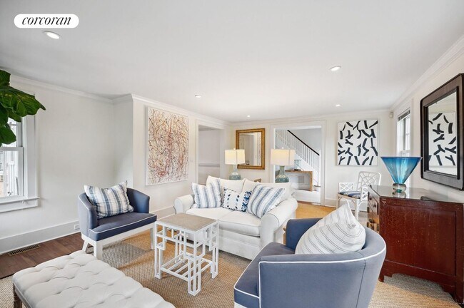 Photo - 25 Halsey St