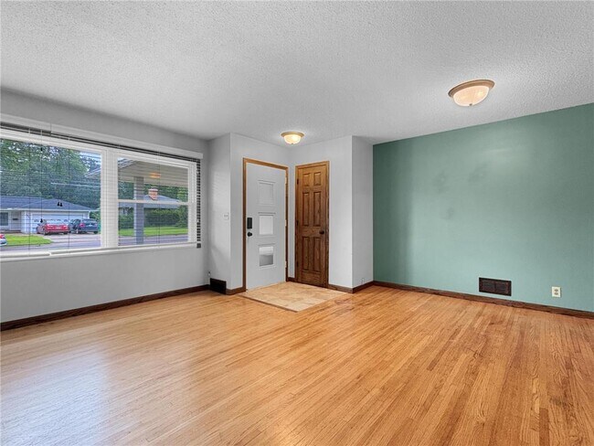 Photo - 7110 W 23rd St