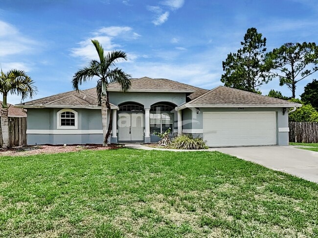 Photo - 5940 NW Foust Cir House