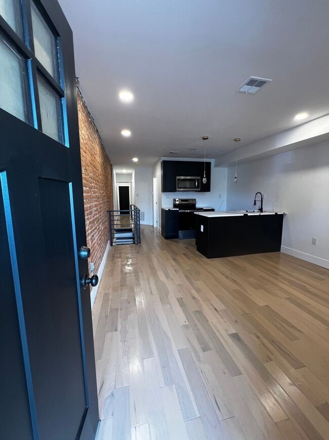 Photo - 124 N Felton St