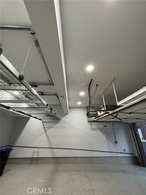 Photo - 226 Jeanette Ln