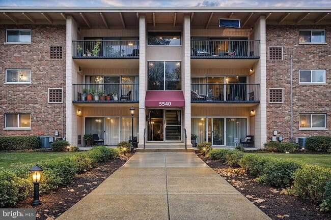 Building Photo - 5540 Karen Elaine Dr Unit 1641