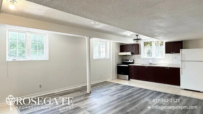 Photo - Spacious 1-Bedroom + Den Apartment in Mark... Unit 2