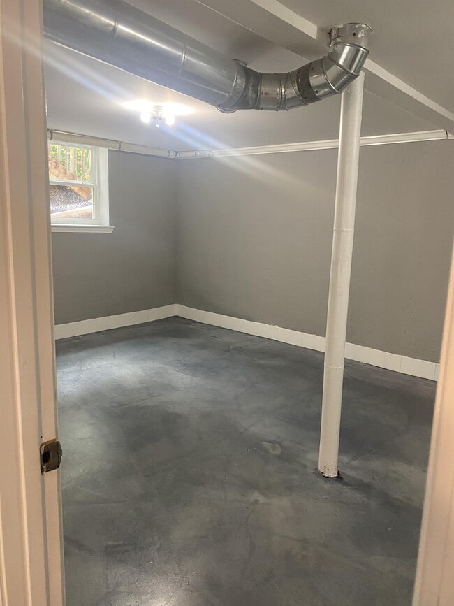 Photo - 14311 Veterans Memorial Hwy