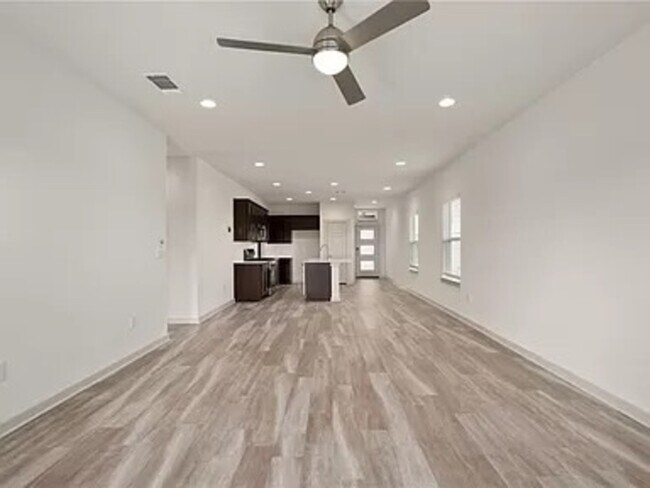 Photo - 7717 Lowenfield Dr