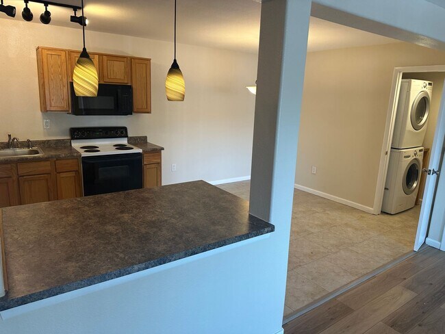 Photo - Clean 3 bedroom, 2 bathroom condo in Westminster! Unit 103