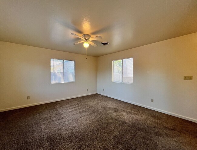 Photo - E Street, 1629 Unit 1
