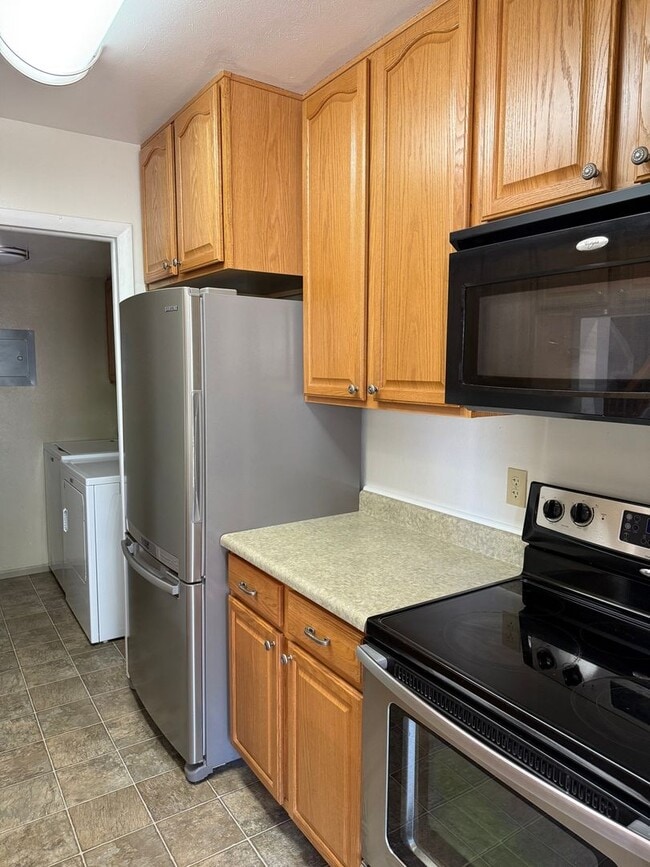 Photo - 8776 Chase Dr