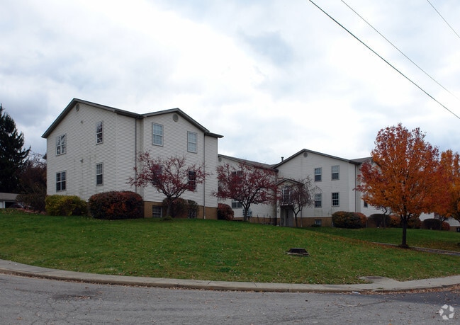 Applecrest Village Apartments