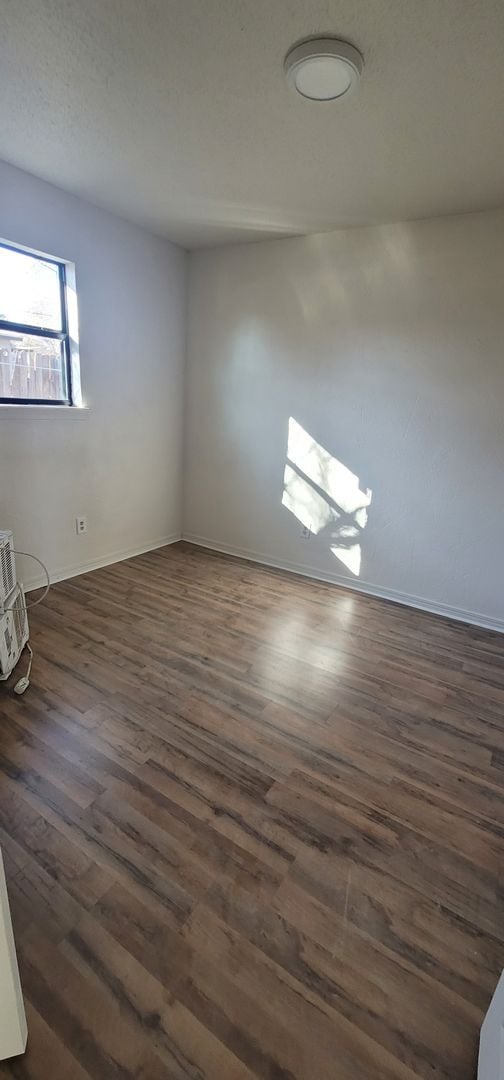 Building Photo - This perfect slice of peace! Unit A Rental