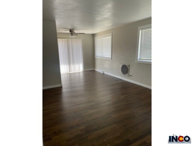 Photo - 634 W Crestline Ave