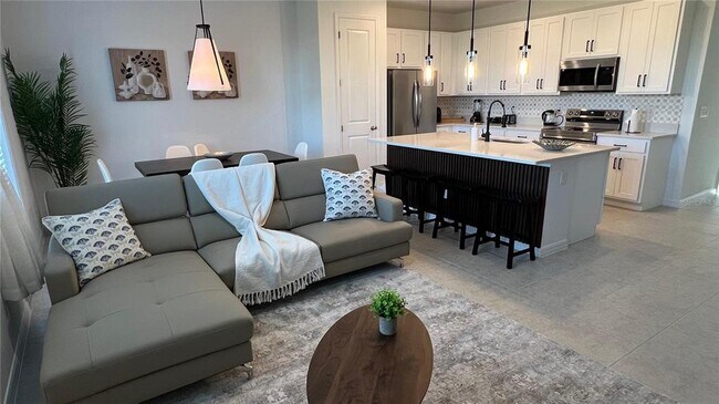 Photo - 639 Longboat Dr