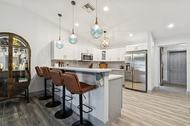 Photo - 292 Sunlit Cove Dr NE