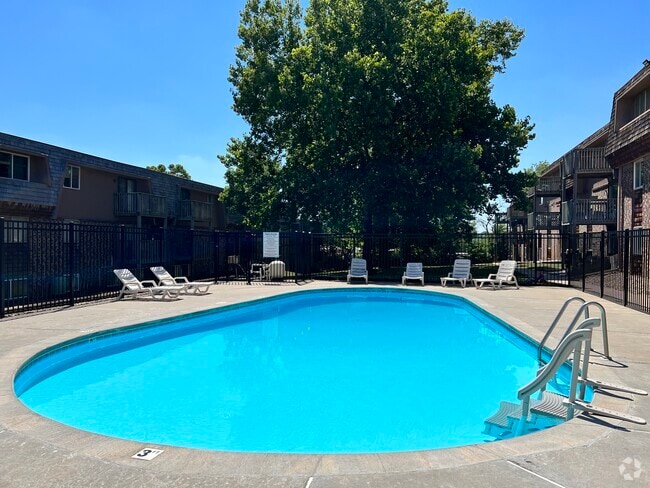 Building Photo - 3101 SW Macvicar Ave Unit 204a Rental
