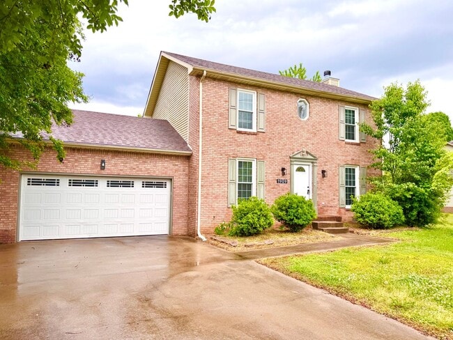 Building Photo - 1909 Needmore Rd