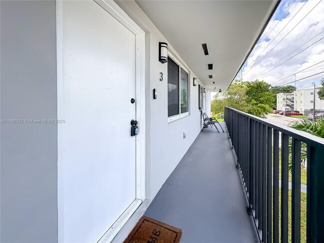 Photo - 1202 NW 61st St Unidad 3