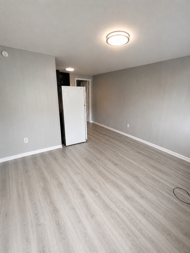 Photo - Century Square Apartments