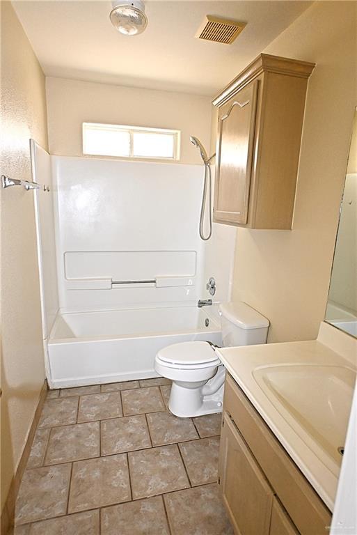 Photo - 17 West Dr Unit 3