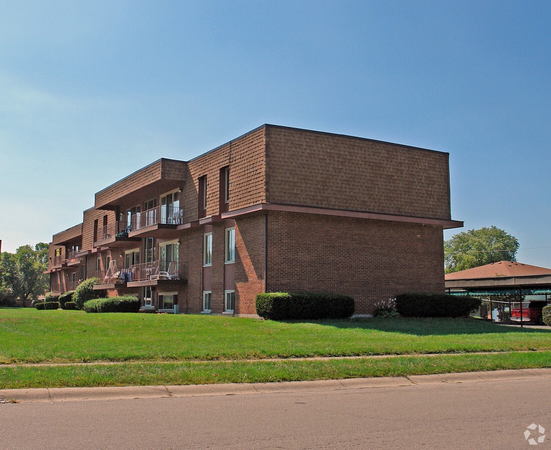 South Villa Terrace - South Villa Terrace