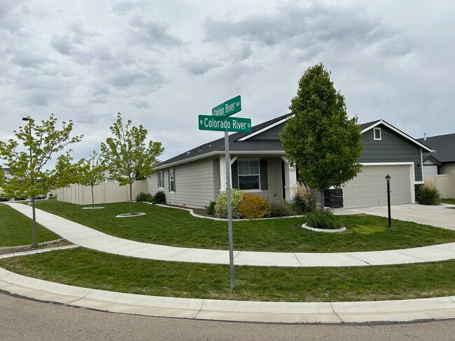 Photo - 11416 W Colorado River St