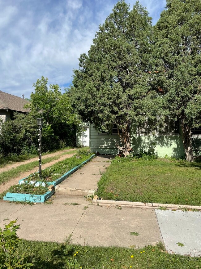 Building Photo - 1420 N Wahsatch Ave Unit Main