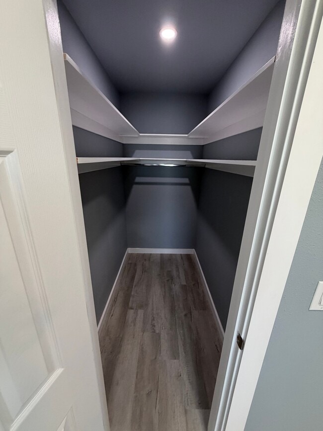 Photo - 2311 E 2nd St S