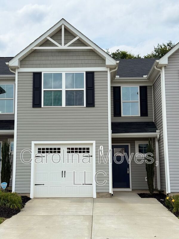 Photo - 103 Sarnesfield Wy Townhome