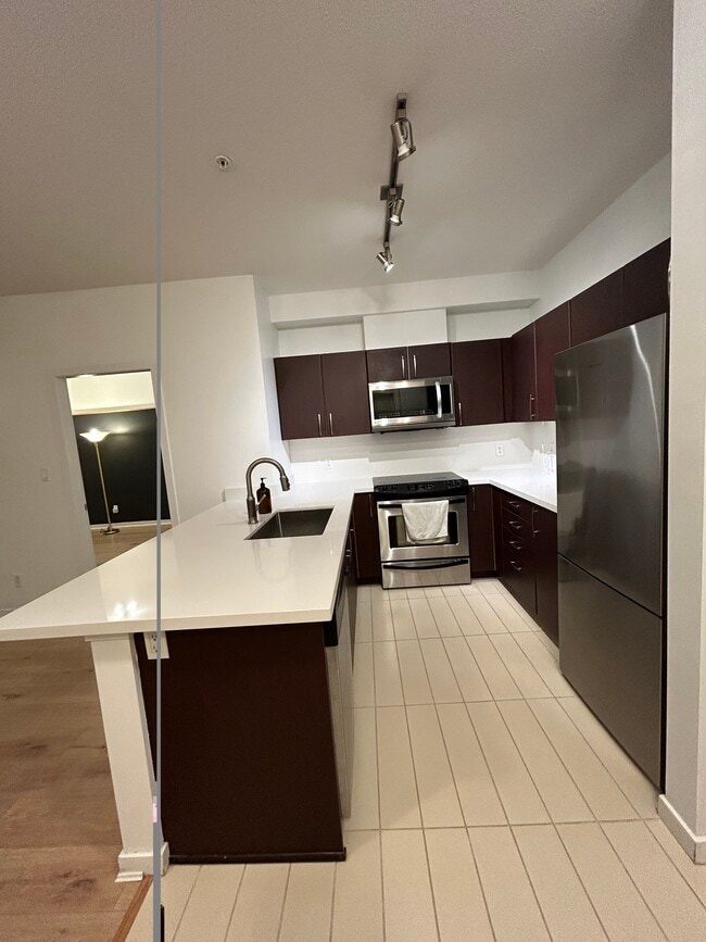 Photo - 7339 Macpherson Av Unité 107