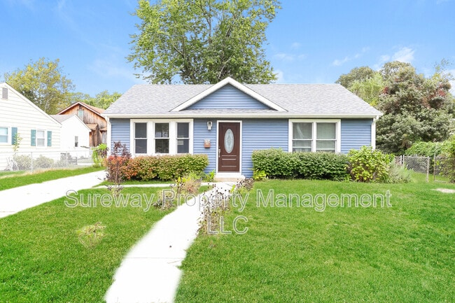 Photo - 256 Coolidge Ave