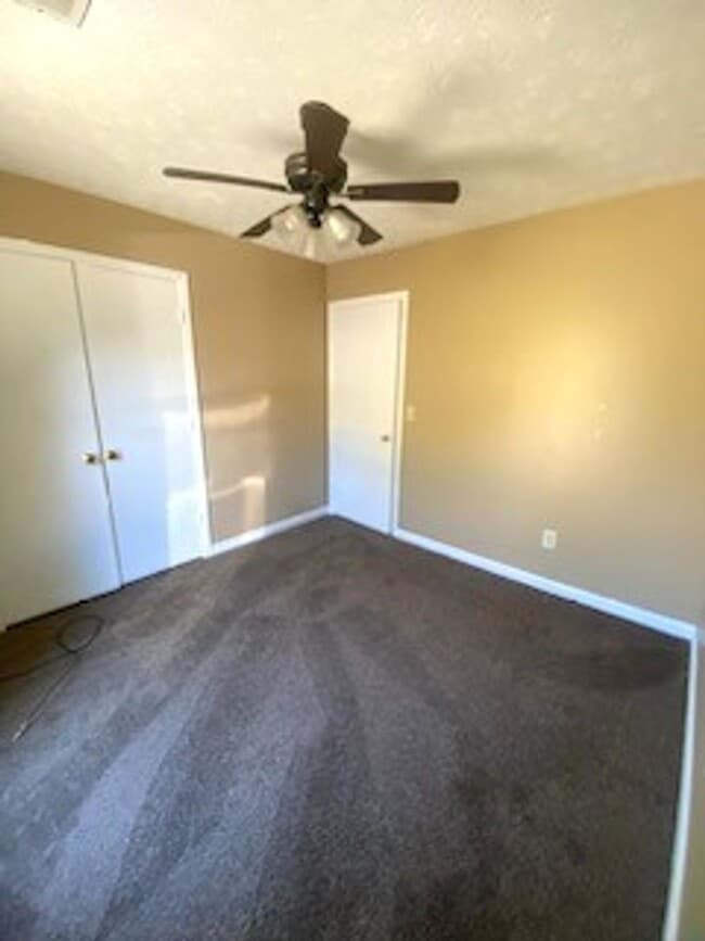 Photo - 6674 Foxdale Dr