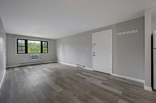Building Photo - 14B Mayberry Dr Unit 8