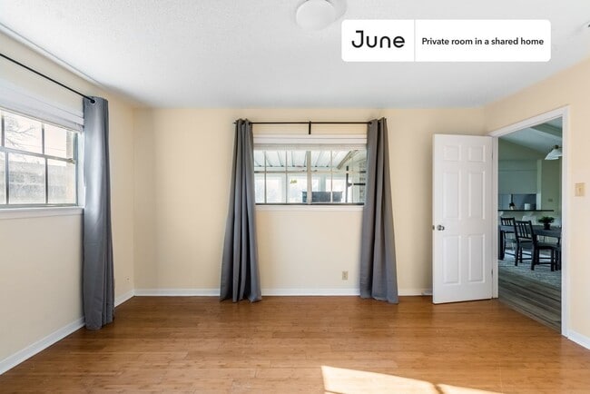 Photo - Room in Shared 4 bed/3 bath home Unit A