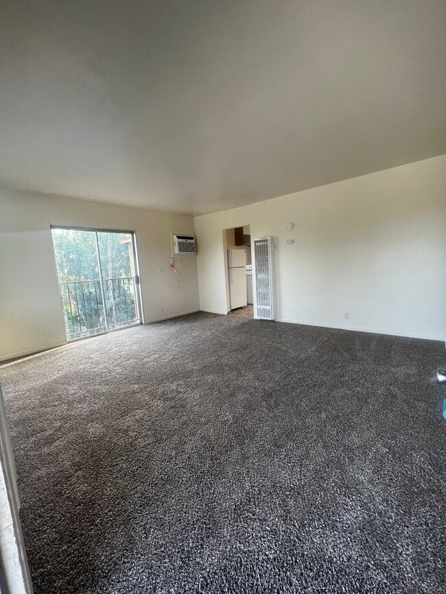 Photo - SPACIOUS THIRD LEVEL 2 BED 1 BATH UPSTAIRS END UNIT THAT OVER LOOKS THE CITY Unit 1565-10