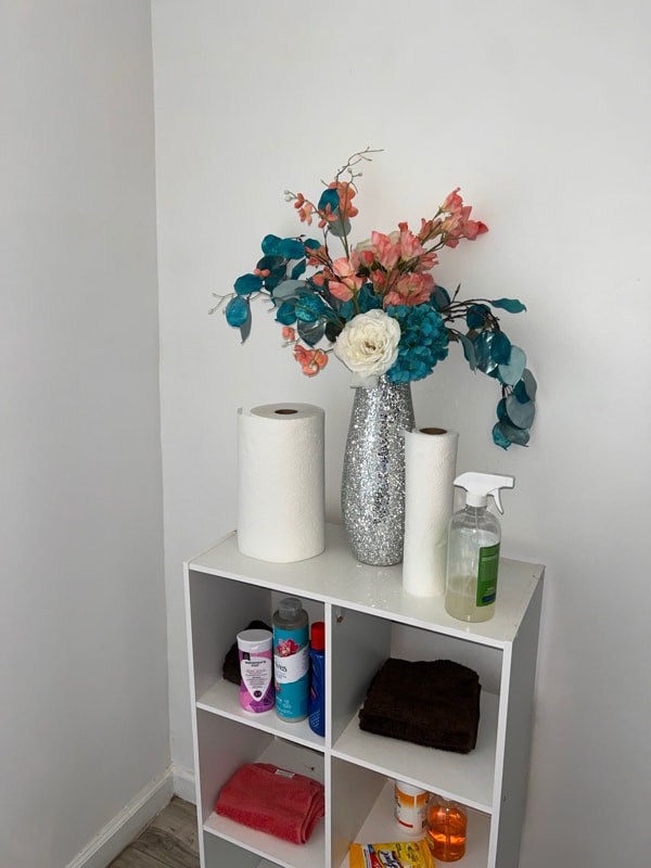 Photo - 298 Capital Ave NE