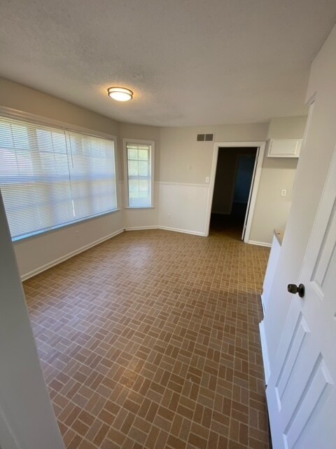 Photo - 2768 Welchlawn Cove